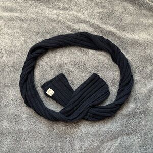 Abercrombie & Fitch Winter Scarf